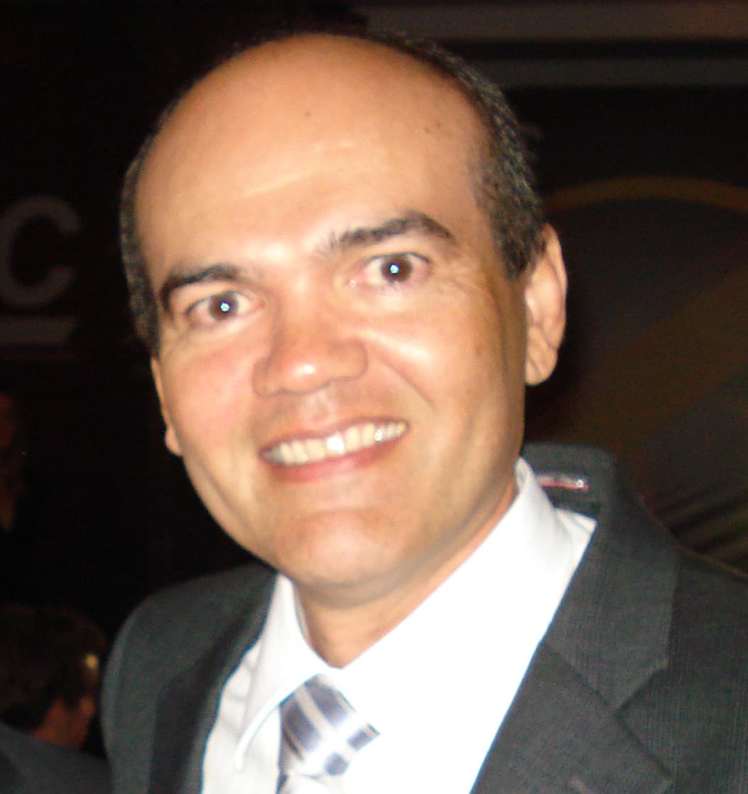 Carlos Medeiros Silva